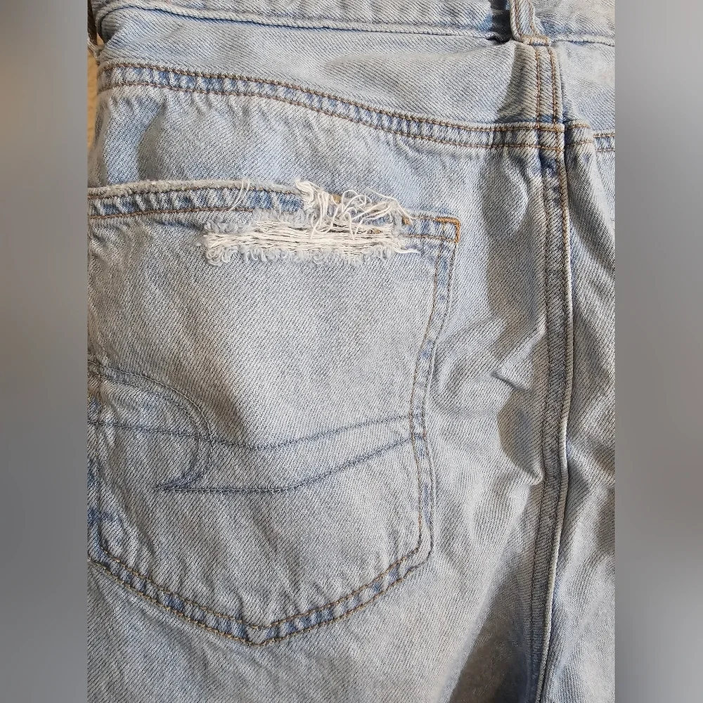 American Eagle Outfitters Higjest Rise Baggy Light Blue Denim Shorts
